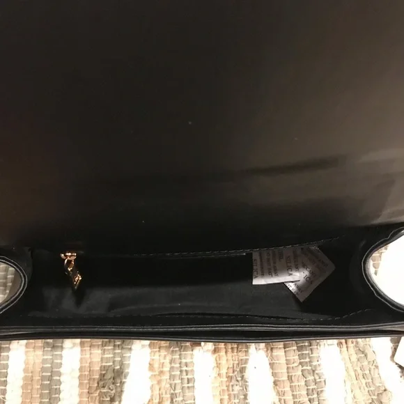 Badgley Mishka black & white tweed, vegan leather and yellow metal crossbody bag - Picture 13 of 14